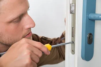 Super Locksmith Services Milwaukee, WI 414-501-2426 - 29-3